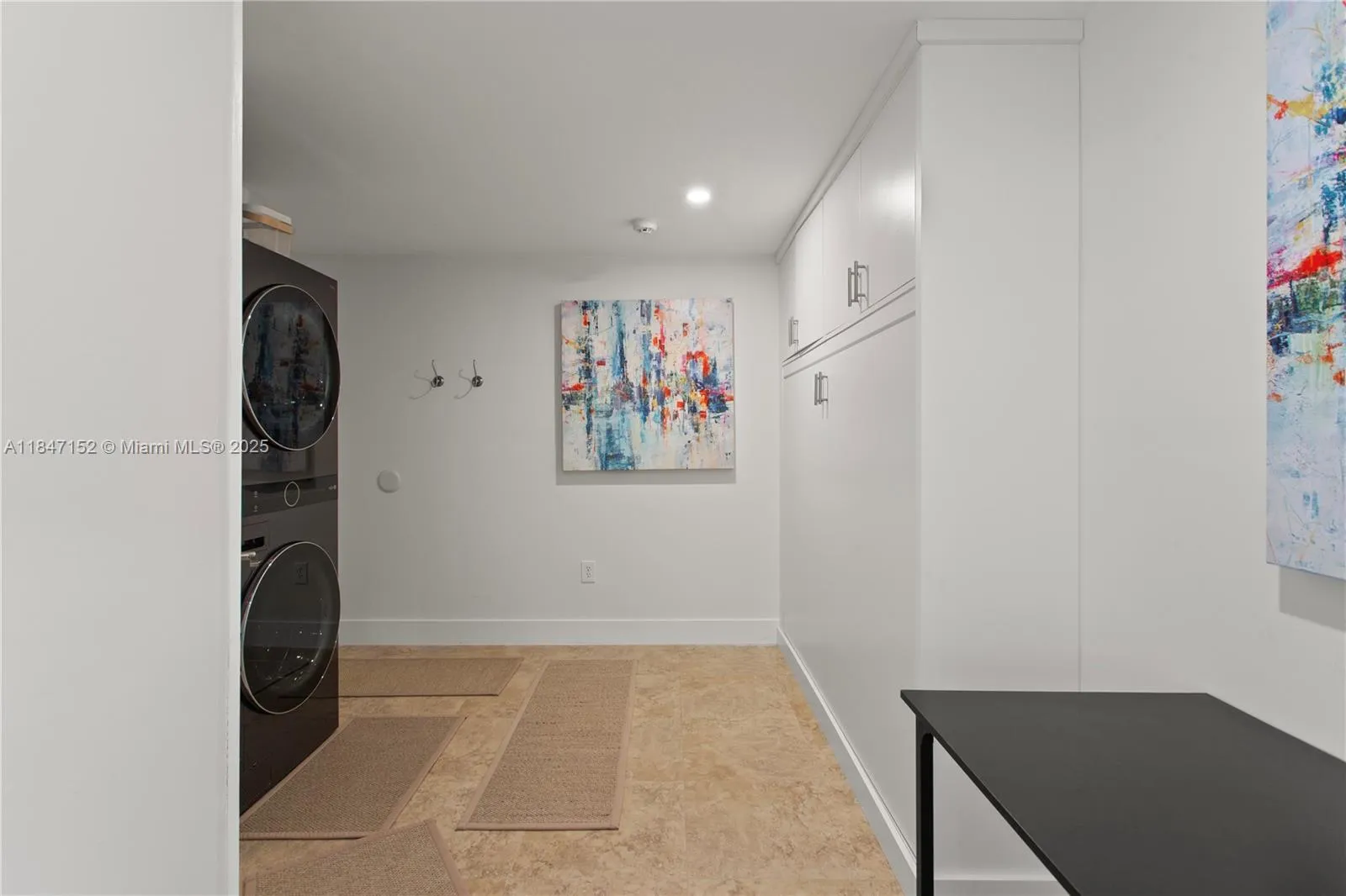 Coral Gables, Florida 33134, United States, 3 Bedrooms Bedrooms, ,3 BathroomsBathrooms,Residential,Active,178622