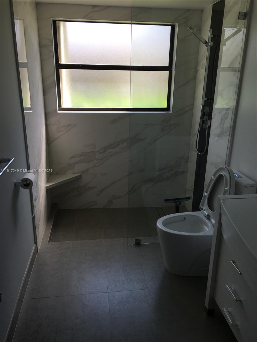 BOCA LAKE ESTATES - Residential