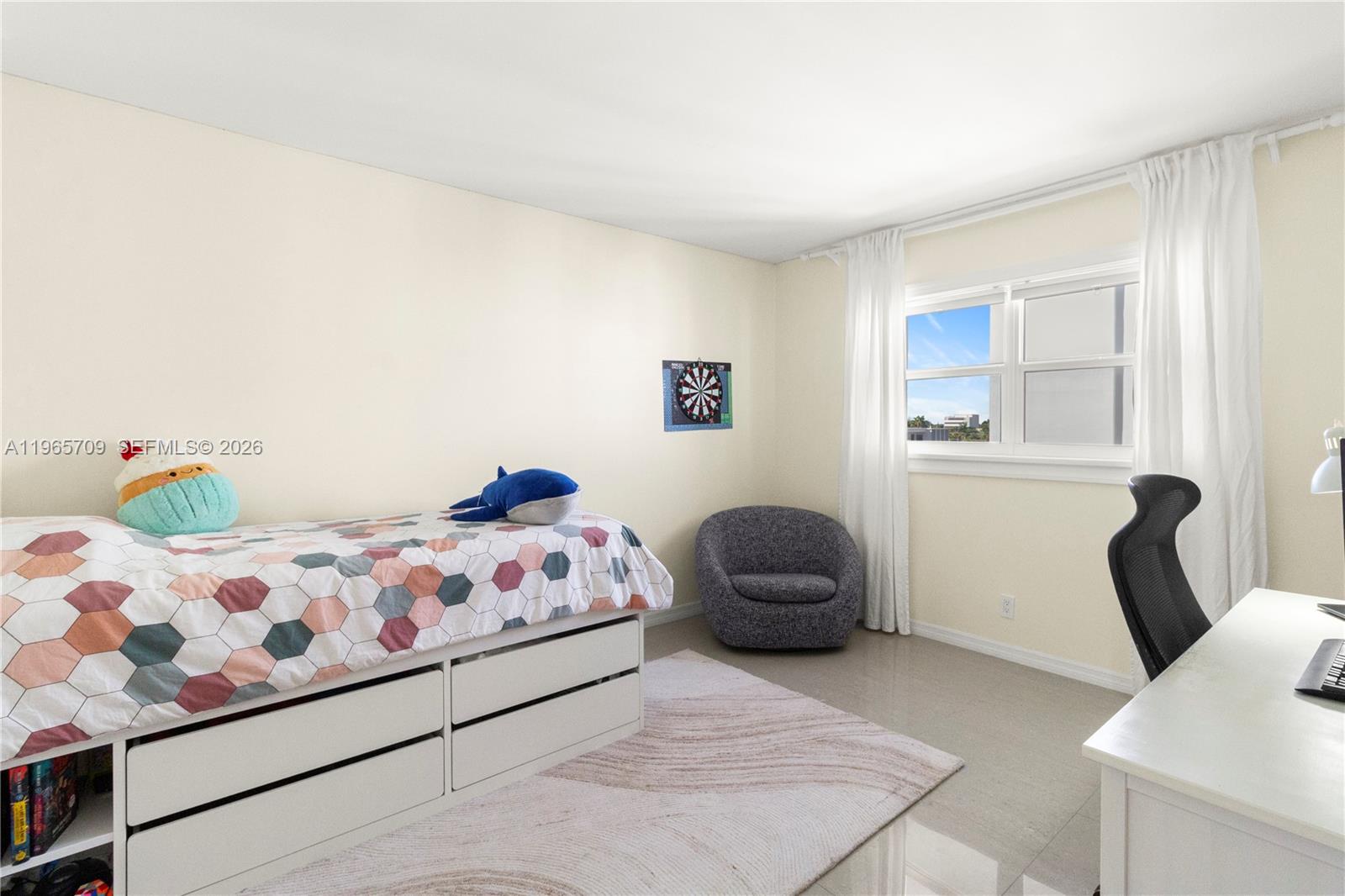 MEADOWBROOK TOWERS CONDO - Residential