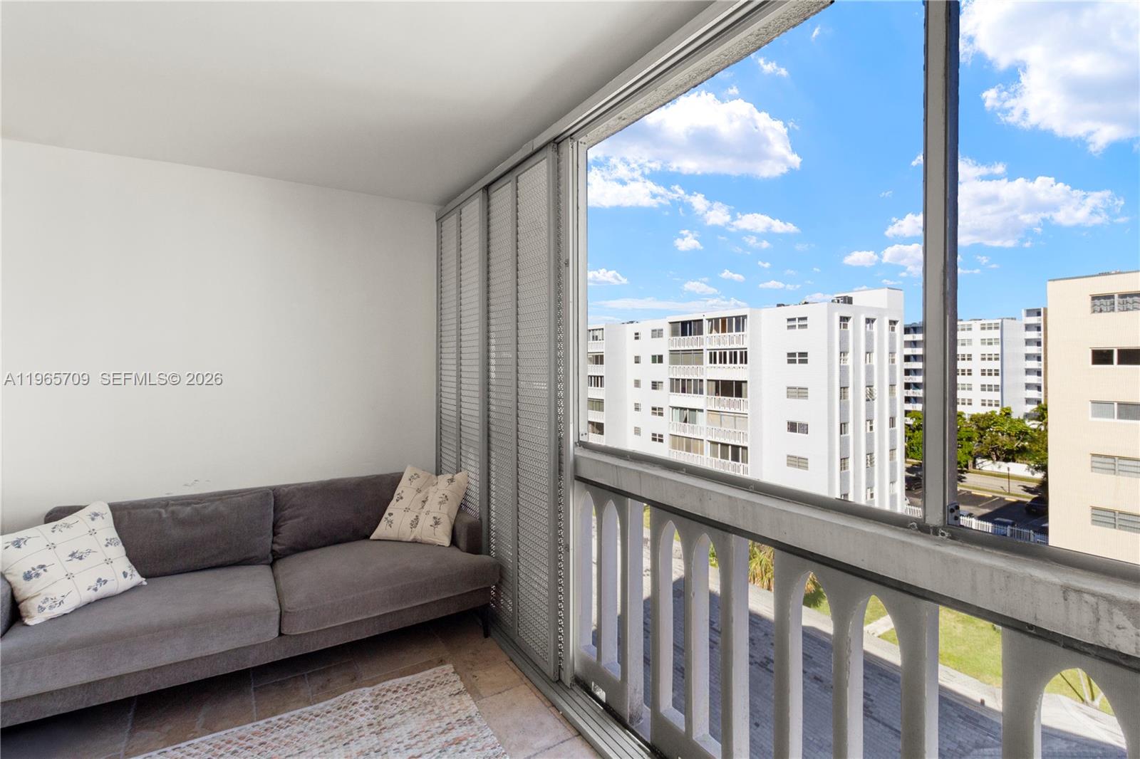 MEADOWBROOK TOWERS CONDO - Residential