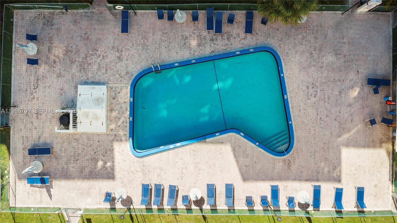 MEADOWBROOK TOWERS CONDO - Residential