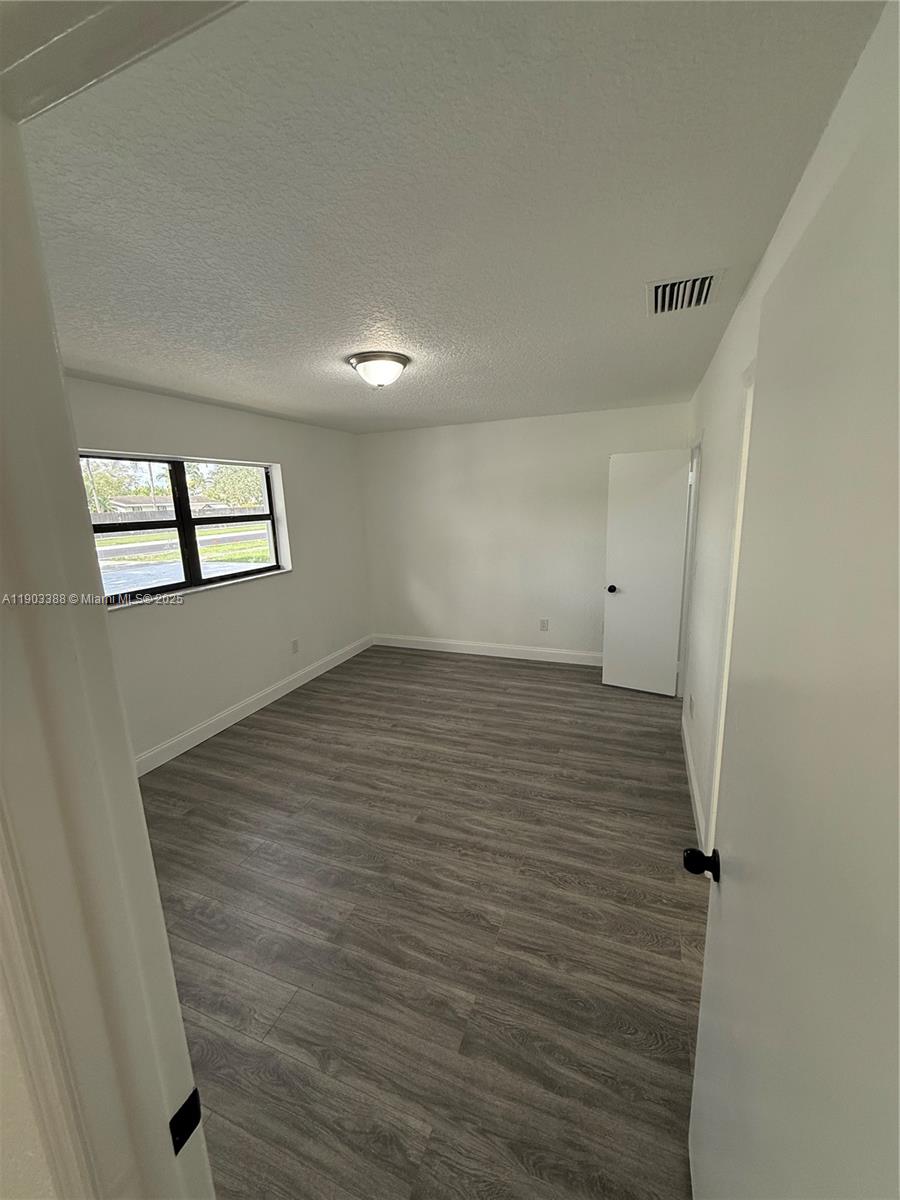 WALDIN PARK ESTATES - Residential Lease