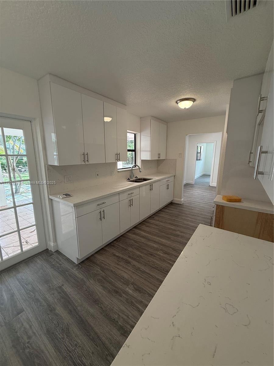 WALDIN PARK ESTATES - Residential Lease