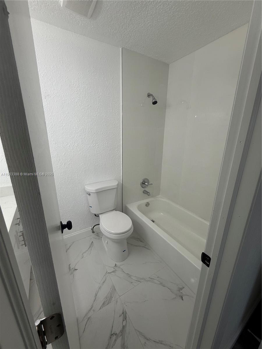 WALDIN PARK ESTATES - Residential Lease