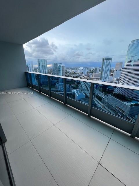Rental Property at 200 Biscayne Boulevard Way 4014, Miami, Broward County, Florida - Bedrooms: 1 
Bathrooms: 2  - $3,800 MO.