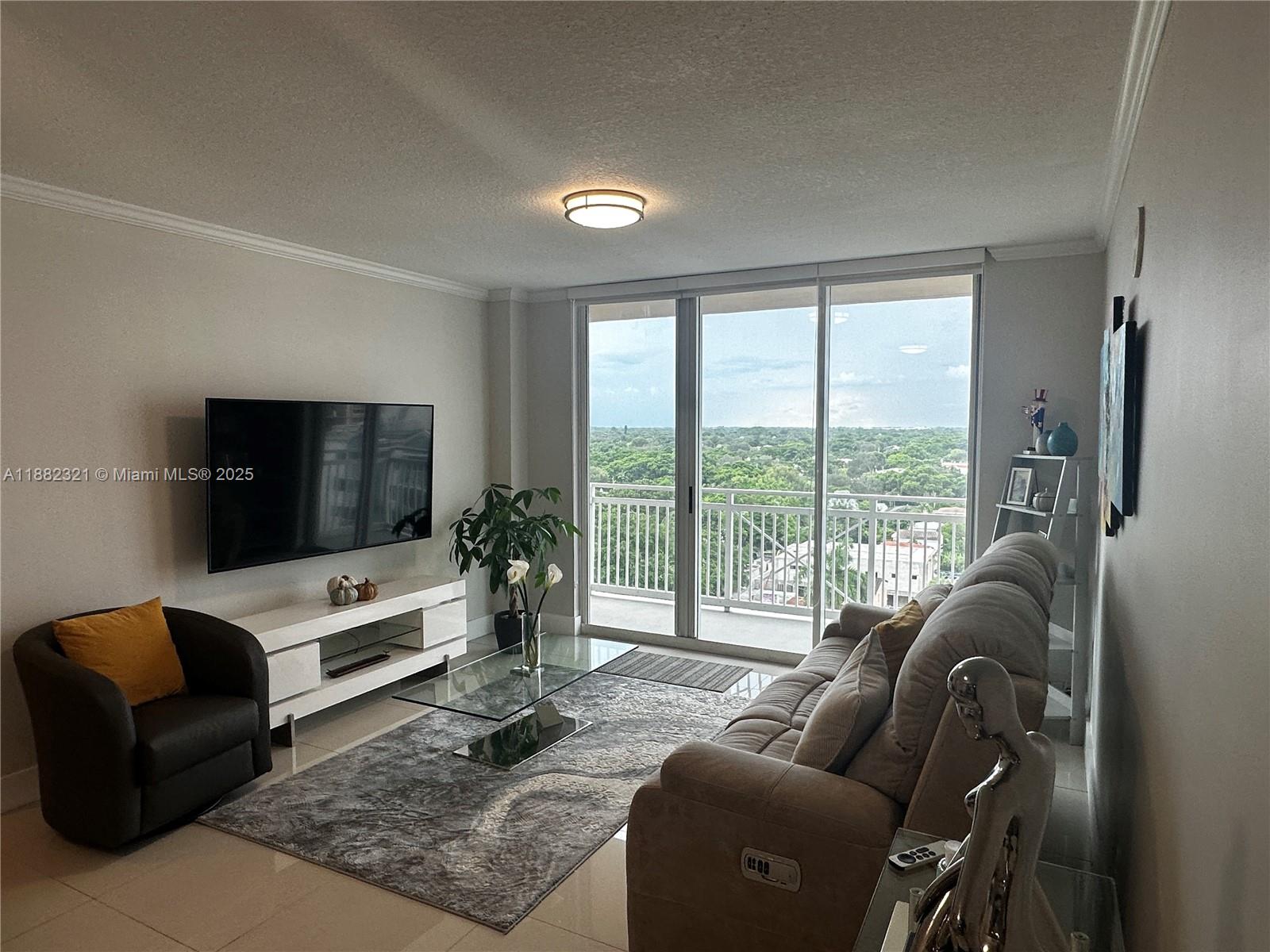 Beautifully furnished 2-bedroom, 2-bath residence at Da Vinci on Douglas, perfectly located just minutes from Coral Gables, Miracle Mile, Coconut Grove, and Miami International Airport. This bright and spacious condo features an open-concept layout with a modern kitchen, stainless steel appliances, and breakfast bar overlooking the dining and living areas. The living room opens to a private balcony with abundant natural light. Both bedrooms are generously sized, and there are two full bathrooms with contemporary finishes. Additional conveniences include an in-unit washer and dryer.
Da Vinci on Douglas offers excellent amenities including a pool, fitness center, secured access, and covered parking. Available now and fully furnished – just bring your suitcase.