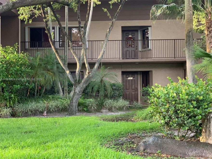 Rare to find! Don't miss this beautiful and spacious first floor unit in the heart of Coral Springs.  This unit features 2 bedroom, 2 baths, renovated kitchen with wood cabinets and granite counter tops, large screened covered patio and a good size storage room. Kingsport Estates Condo is a small complex surrounded by single-family homes neighborhood close to public transportation, restaurants, shopping plazas, schools, auto dealers, walking distance to Coral Springs Square Mall and much more... Call for showing instructions.