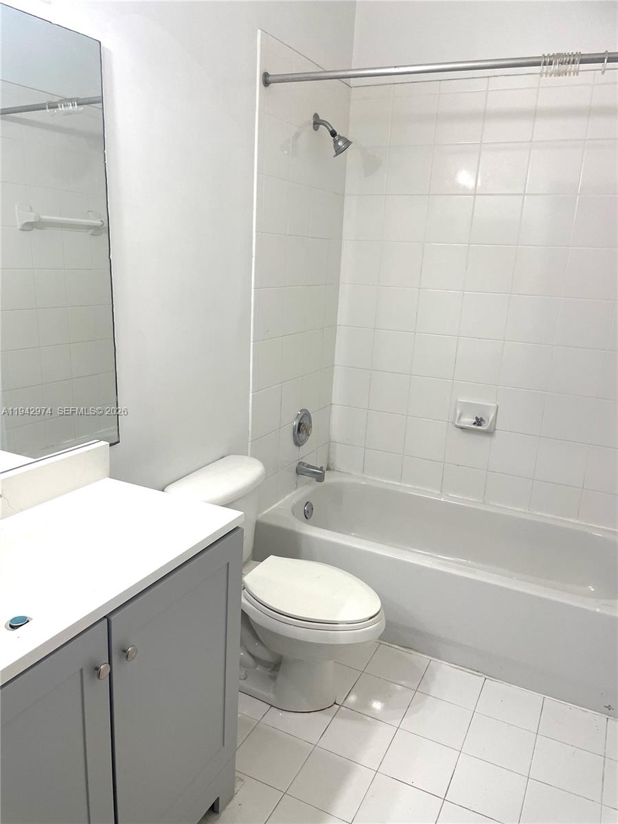 LAS BRISAS AT DORAL CONDO - Residential