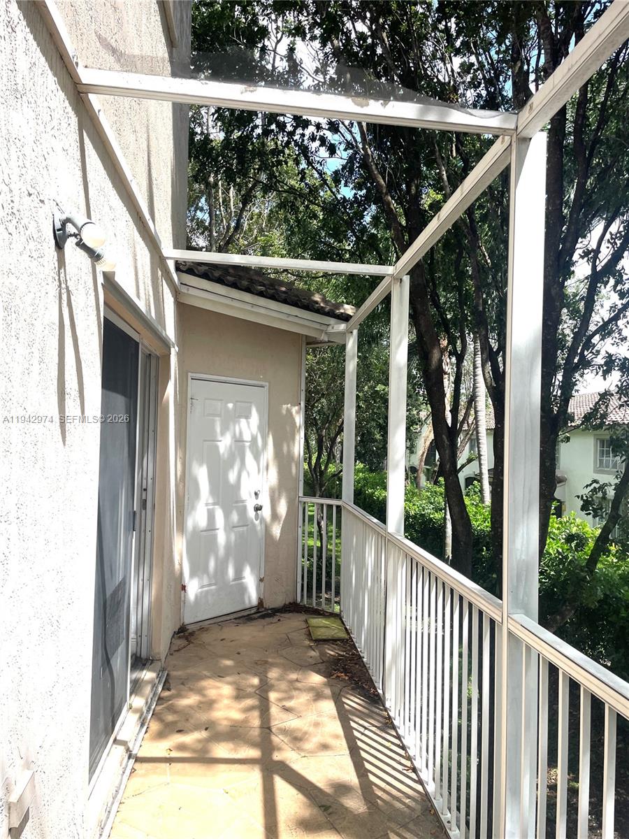 LAS BRISAS AT DORAL CONDO - Residential