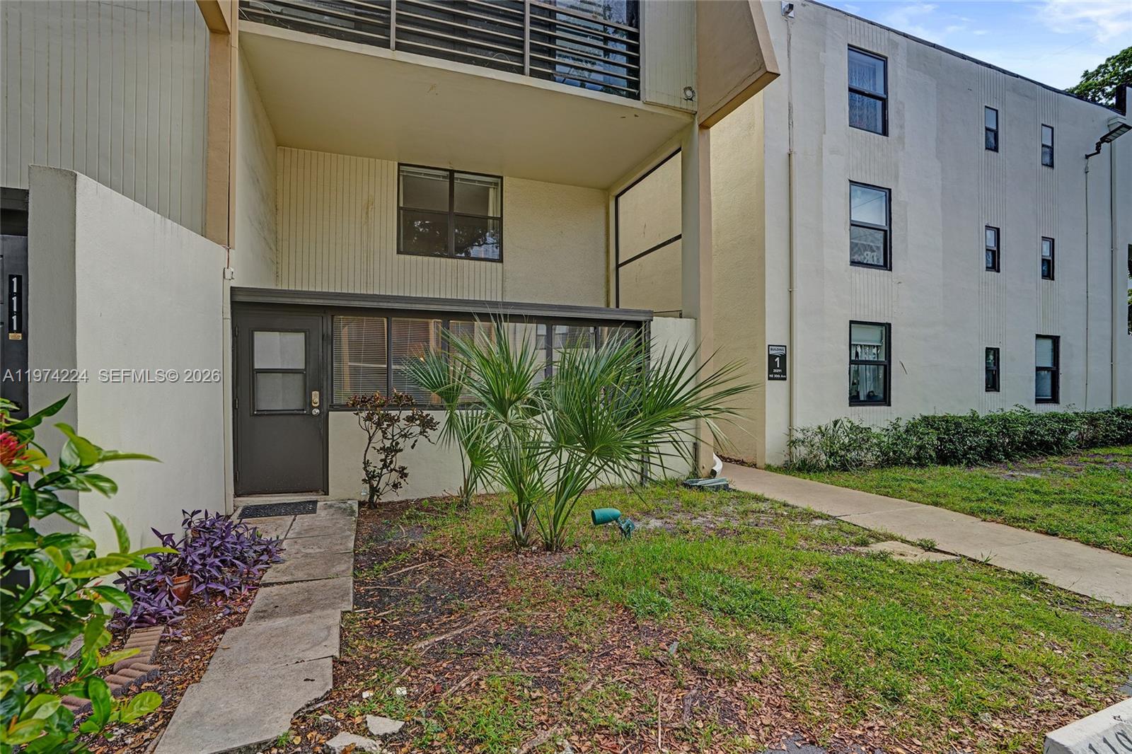 VILLA DORADA CONDO NO 1 - Residential