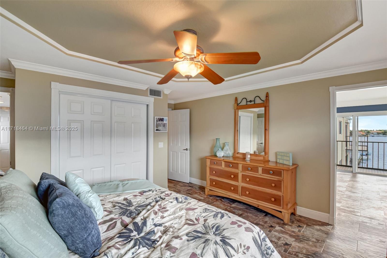 JAMES PLACE CONDO - Residential