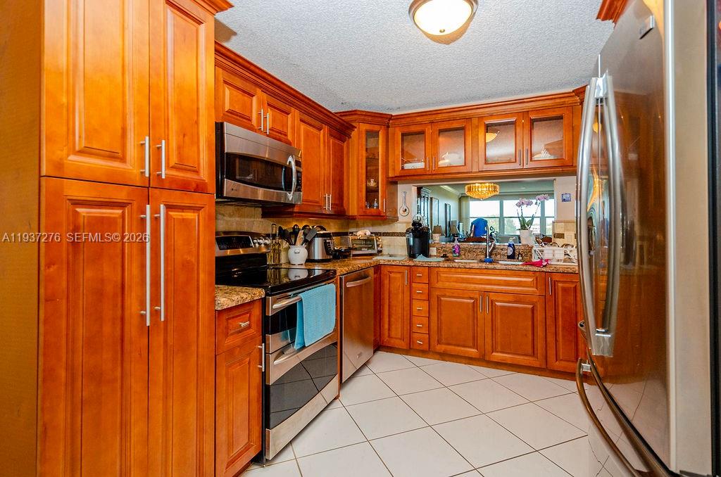 SUNRISE LAKES 201 CONDO - Residential