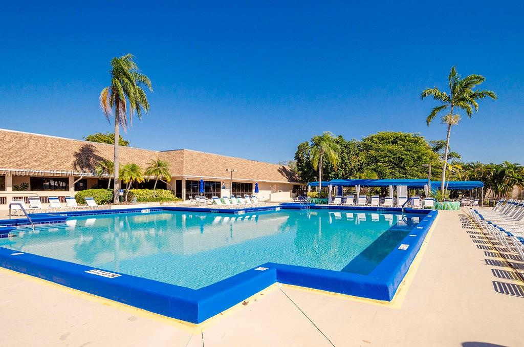 SUNRISE LAKES 201 CONDO - Residential