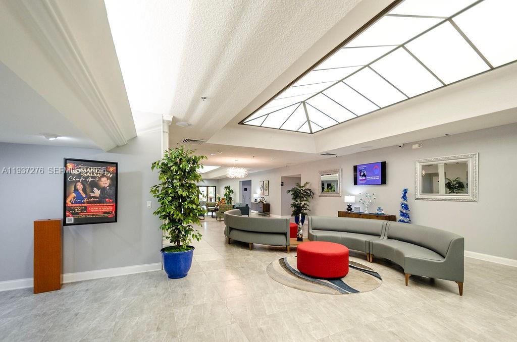 SUNRISE LAKES 201 CONDO - Residential