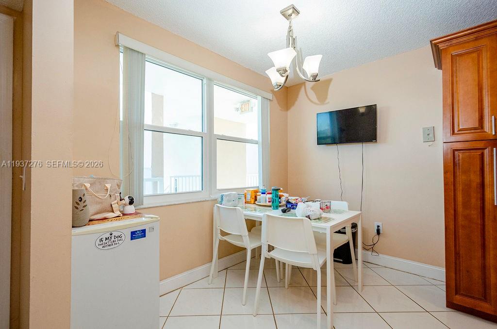 SUNRISE LAKES 201 CONDO - Residential