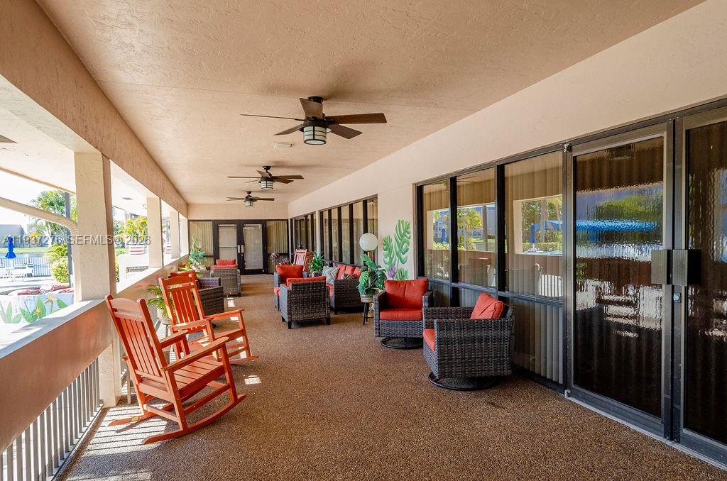 SUNRISE LAKES 201 CONDO - Residential