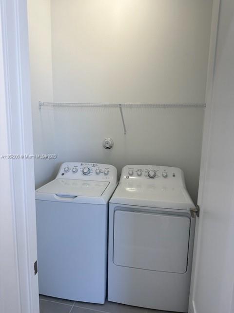 SKY COVE - Residential Lease