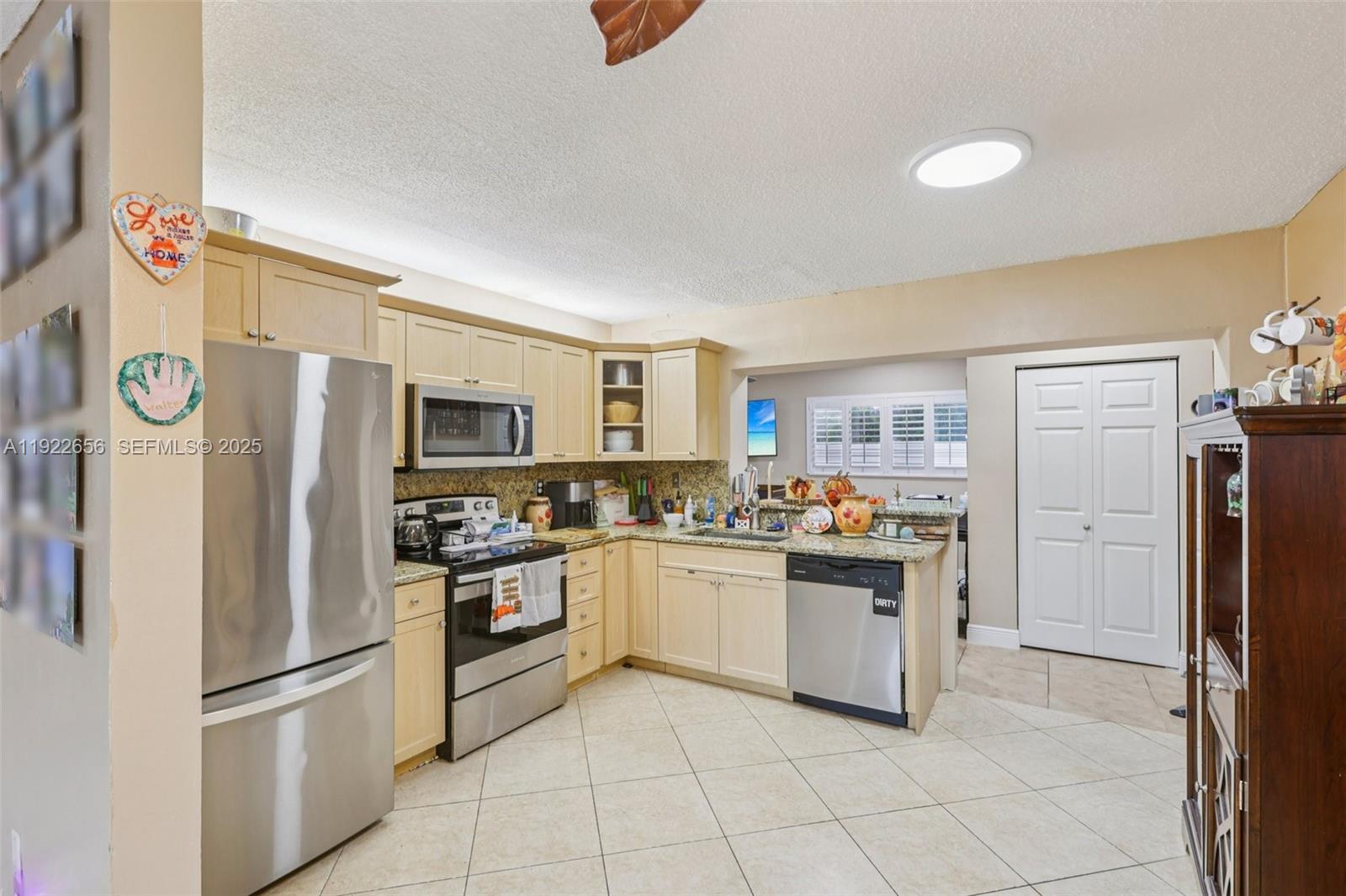 MAINLANDS OF TAMARAC LAKE - Residential