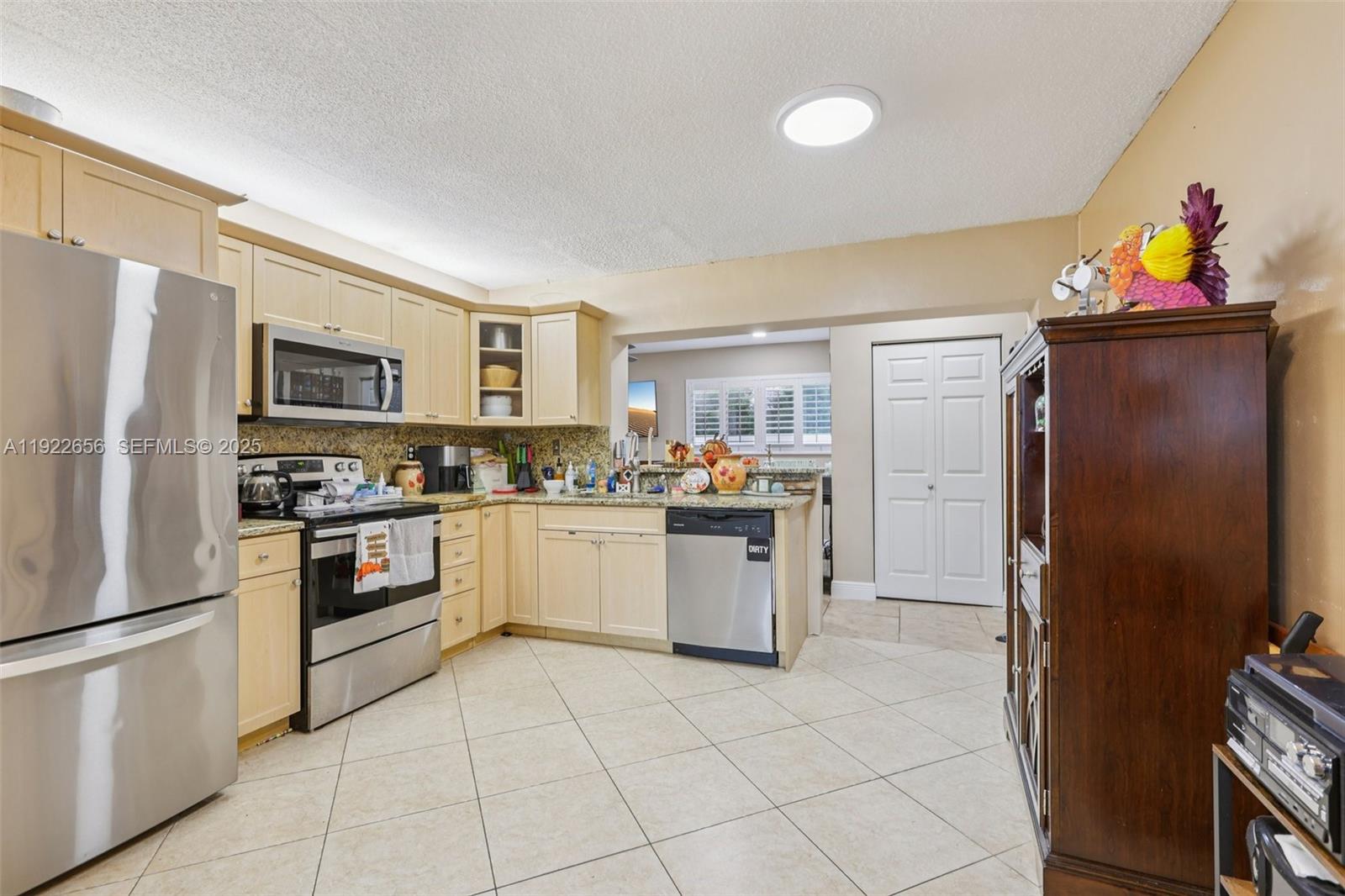 MAINLANDS OF TAMARAC LAKE - Residential