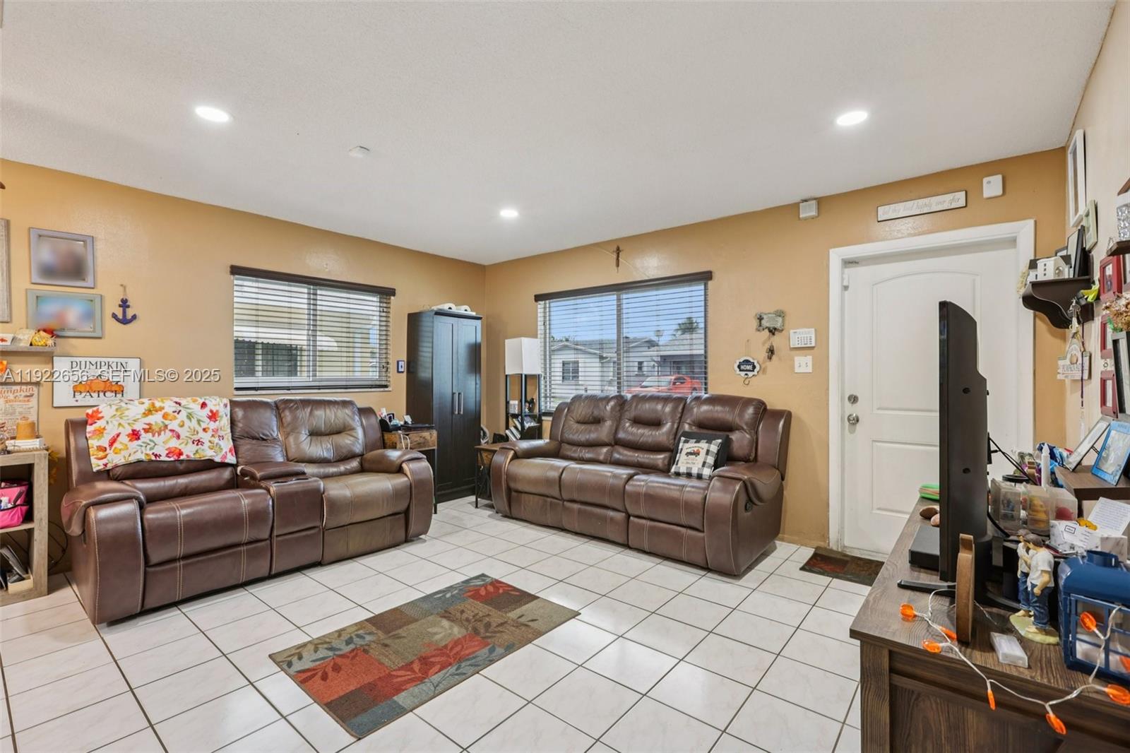 MAINLANDS OF TAMARAC LAKE - Residential