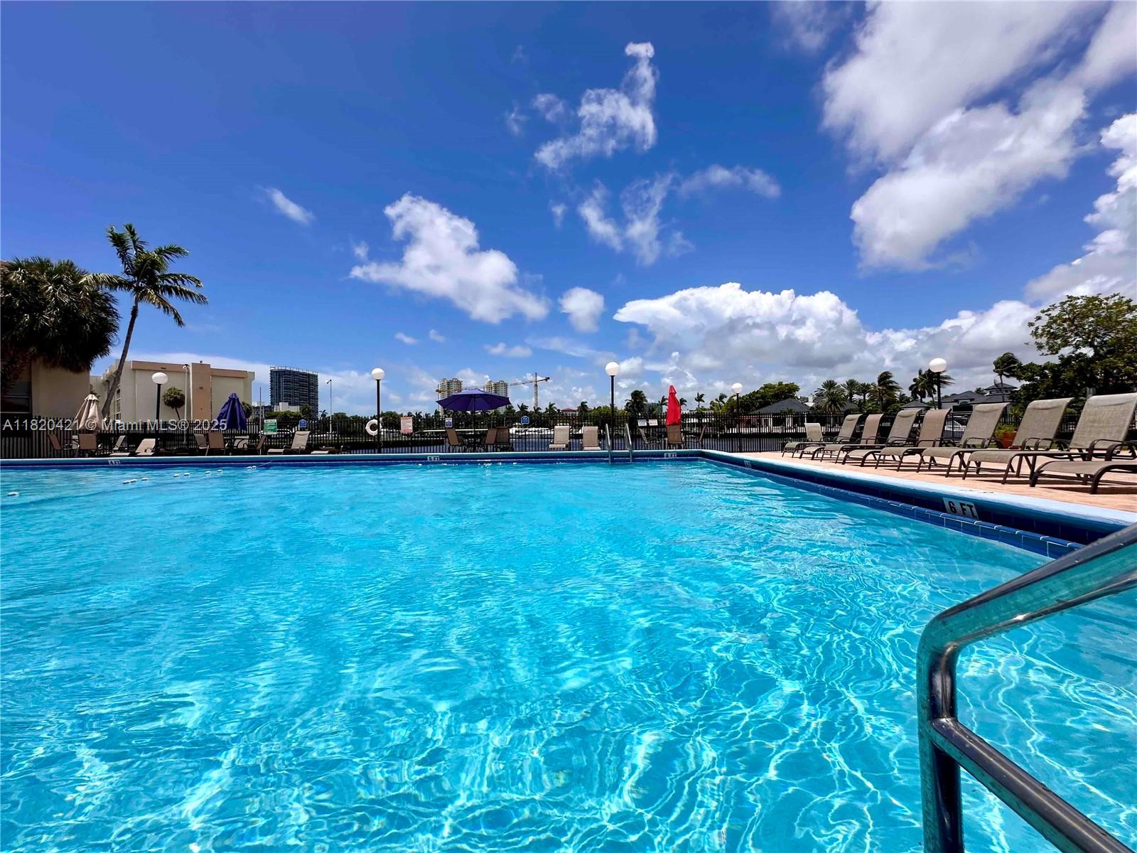 601 Three Islands Blvd 210, Hallandale Beach, Broward County, Florida - 1 Bedrooms  
1 Bathrooms - 