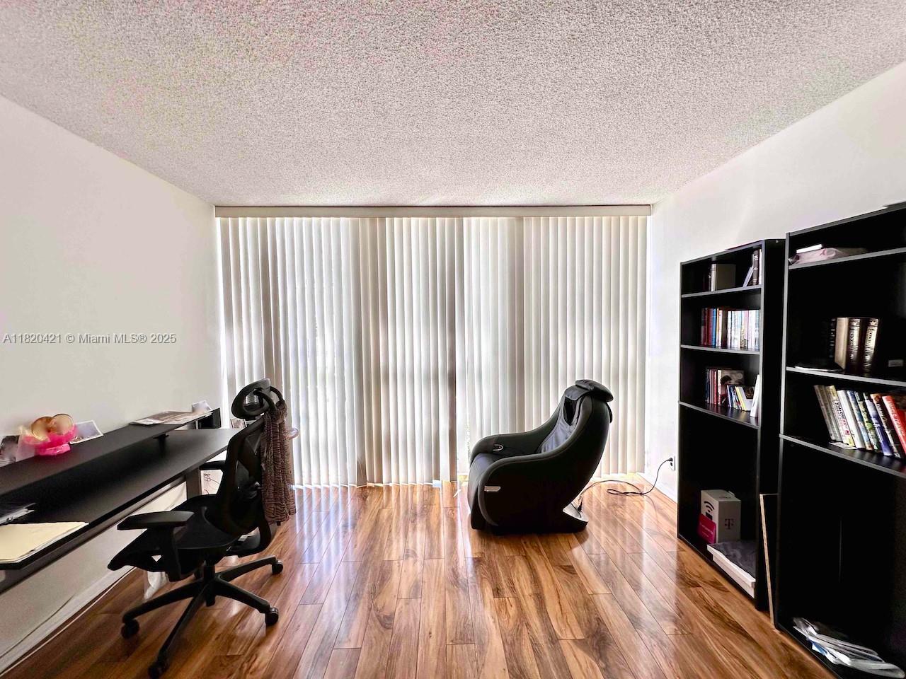 DESOTO PARK CONDO - Residential Lease