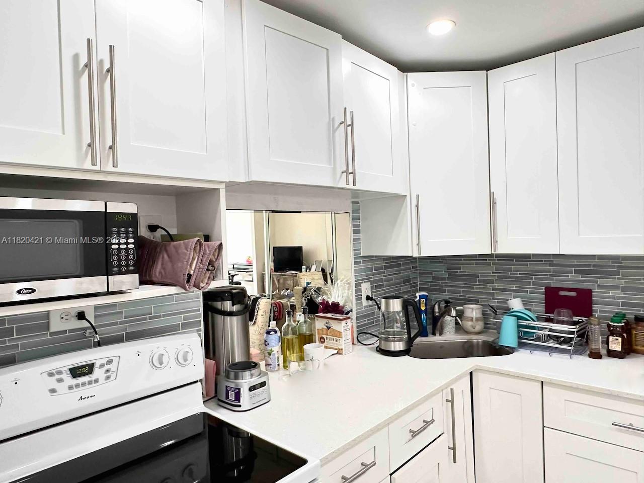 DESOTO PARK CONDO - Residential Lease