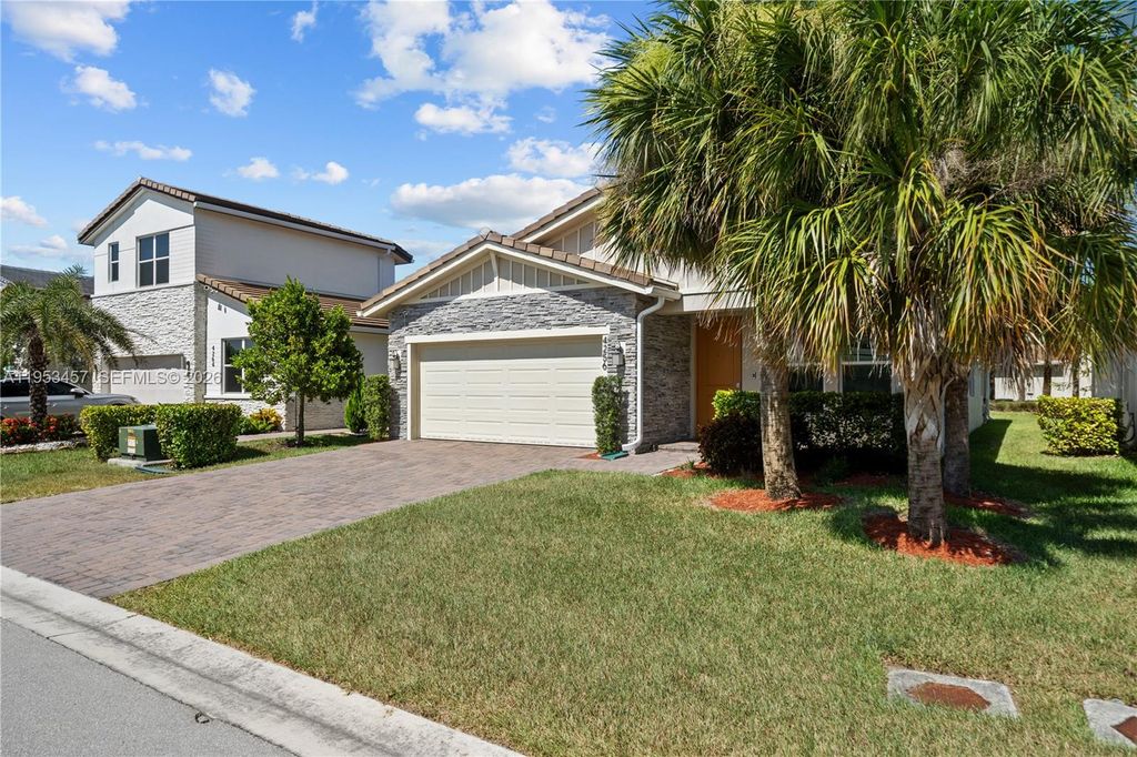 Photo of 4256 Marina Way, Deerfield Beach, FL 33064 (MLS # A11953457)