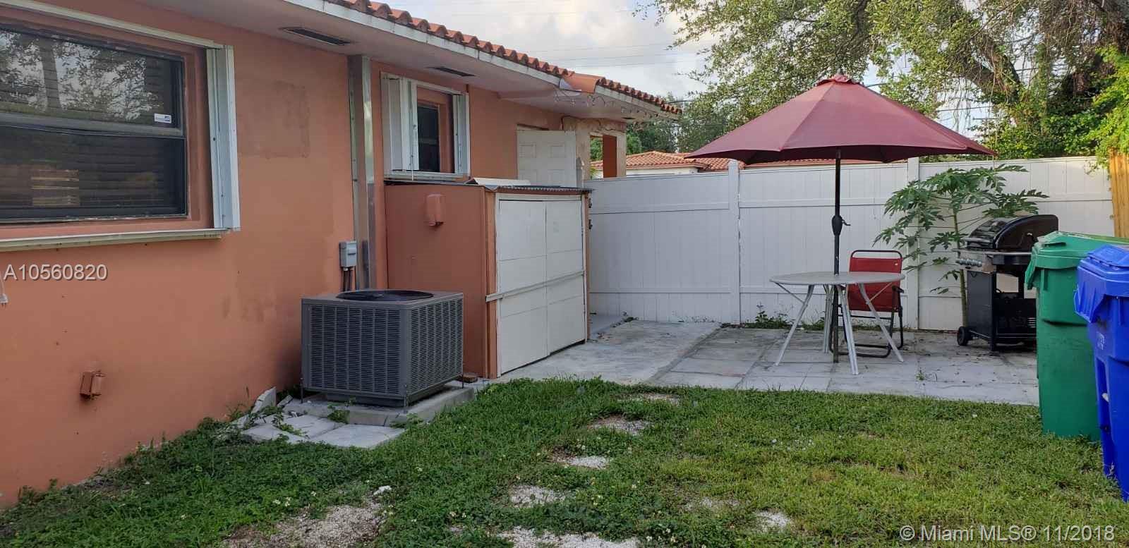 DAVIS CITRUS FARMS - Residential Lease