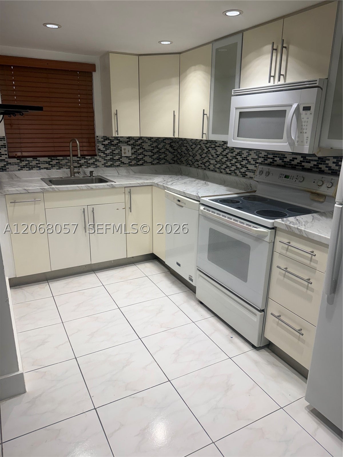 30 NW 87th Ave C223
