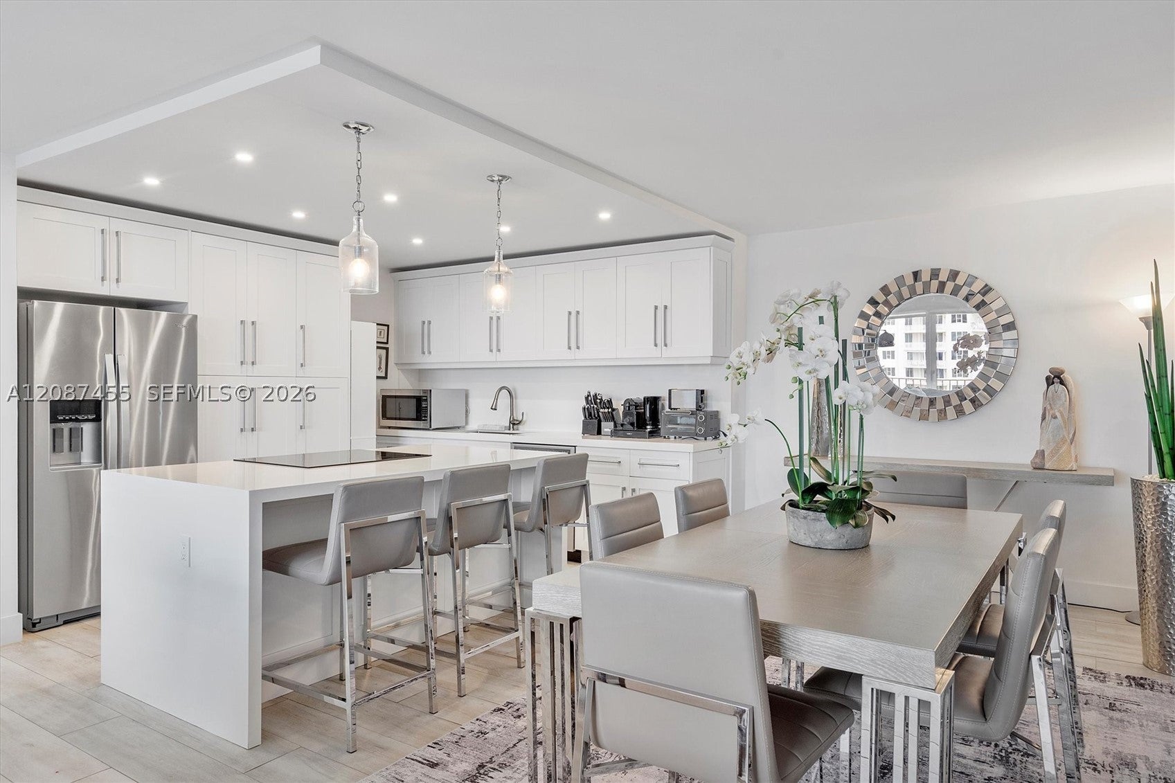 177 Ocean Lane Dr 807