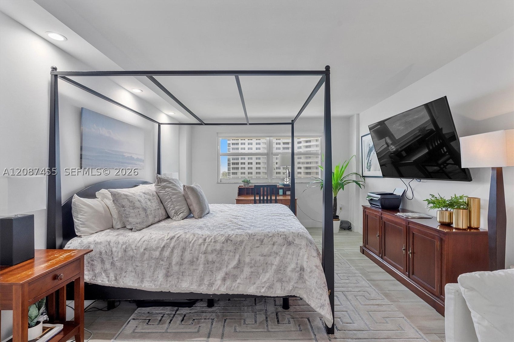 177 Ocean Lane Dr 807