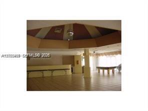 LAKES MEADOW VILG HOMES C - Residential Lease