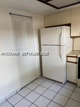 LAKES MEADOW VILG HOMES C - Residential Lease