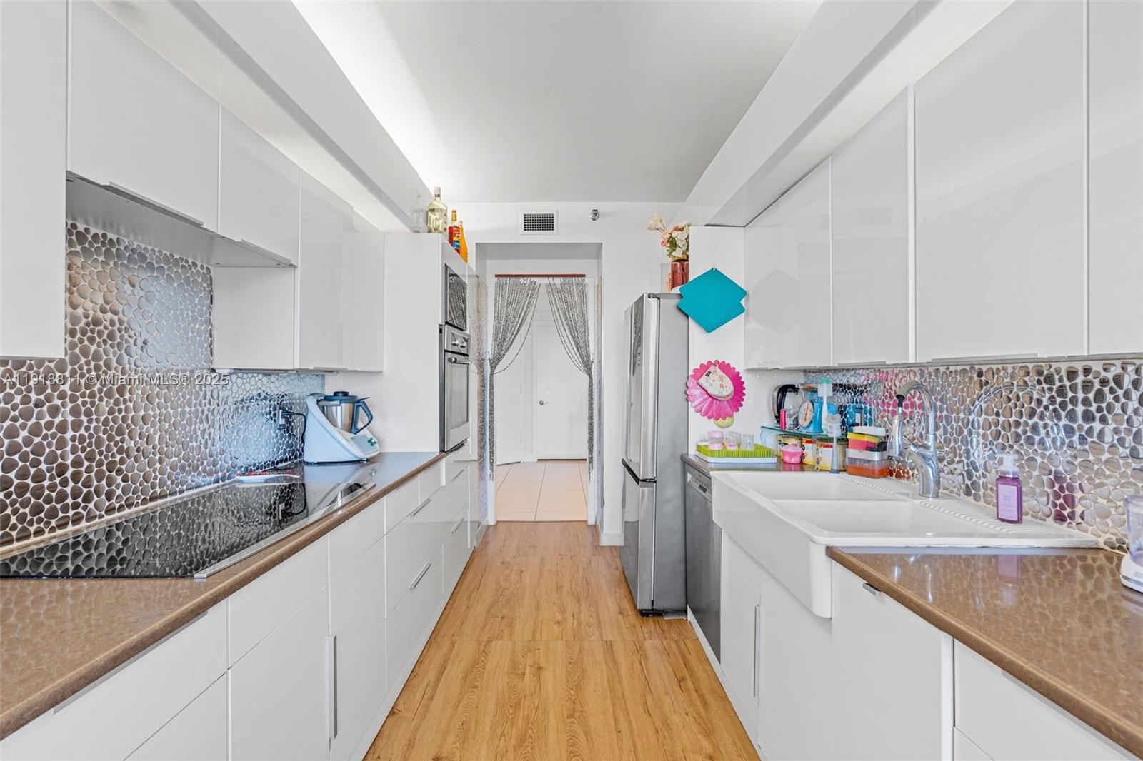 ONE ISLAND PLACE CONDO 1 - Residential