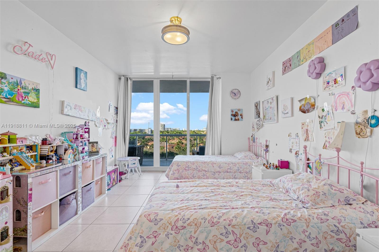 ONE ISLAND PLACE CONDO 1 - Residential