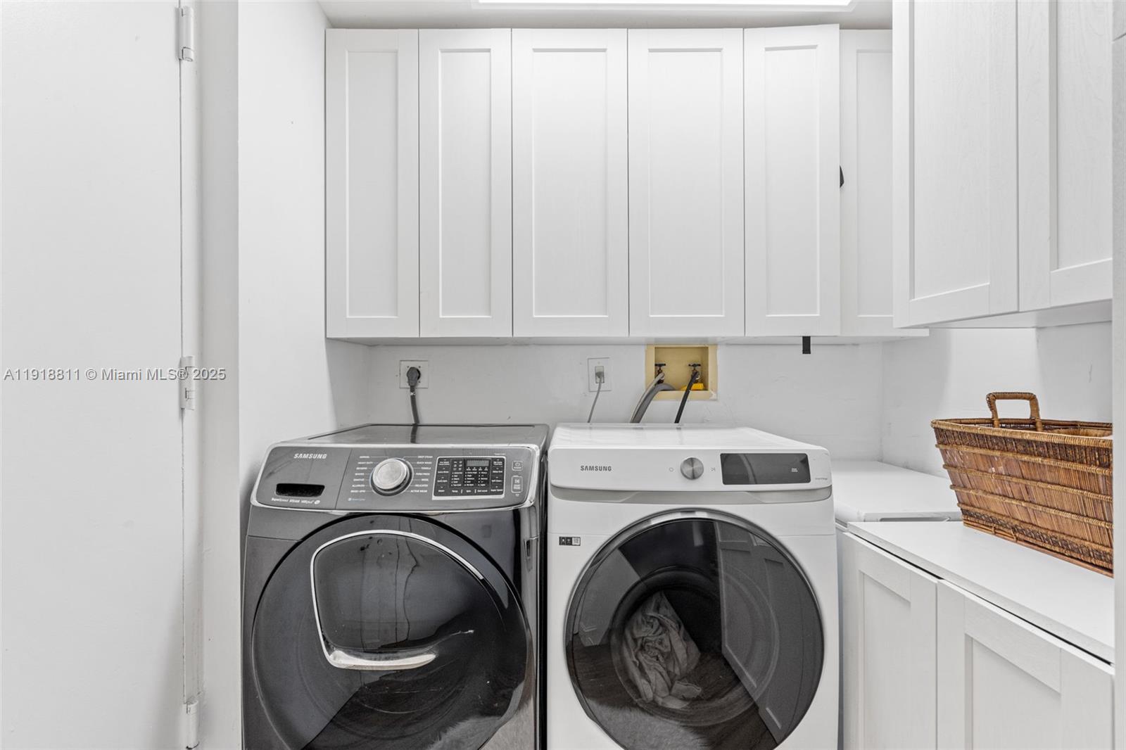 ONE ISLAND PLACE CONDO 1 - Residential