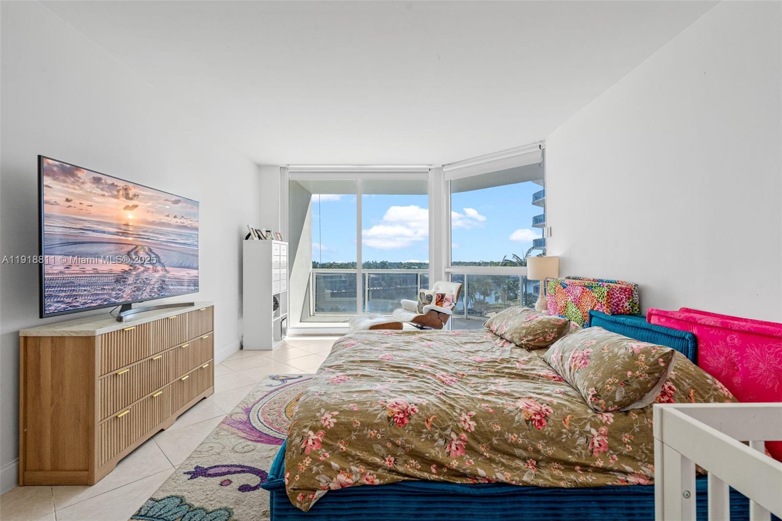 ONE ISLAND PLACE CONDO 1 - Residential