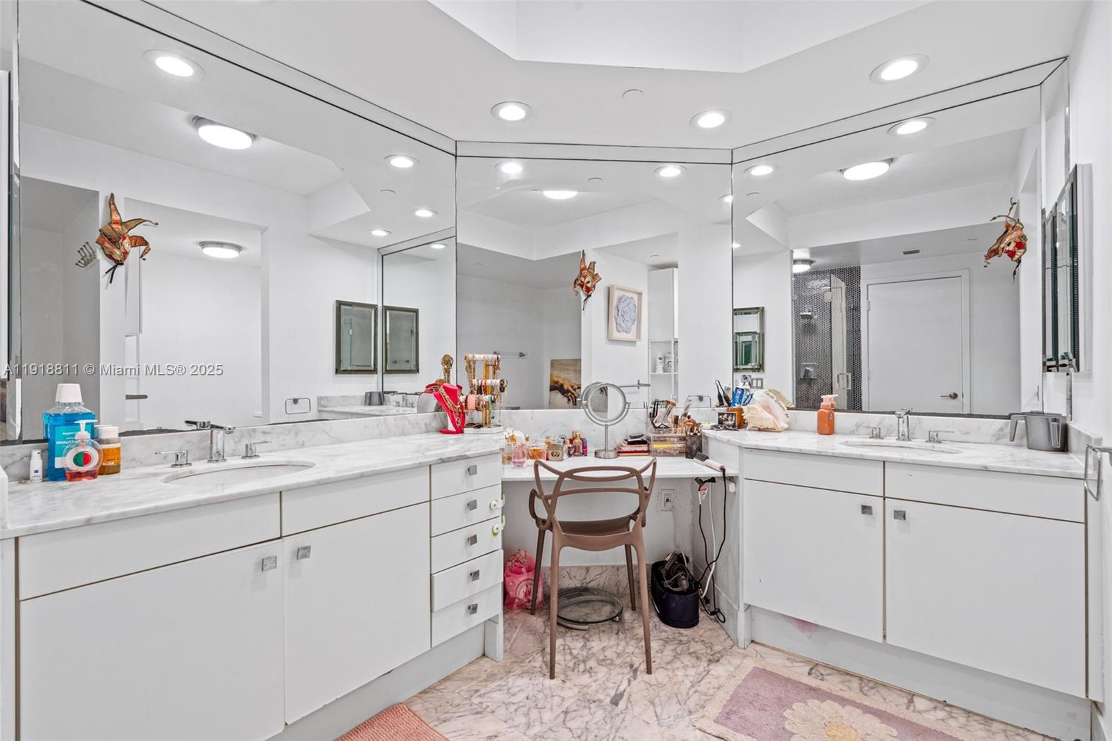 ONE ISLAND PLACE CONDO 1 - Residential