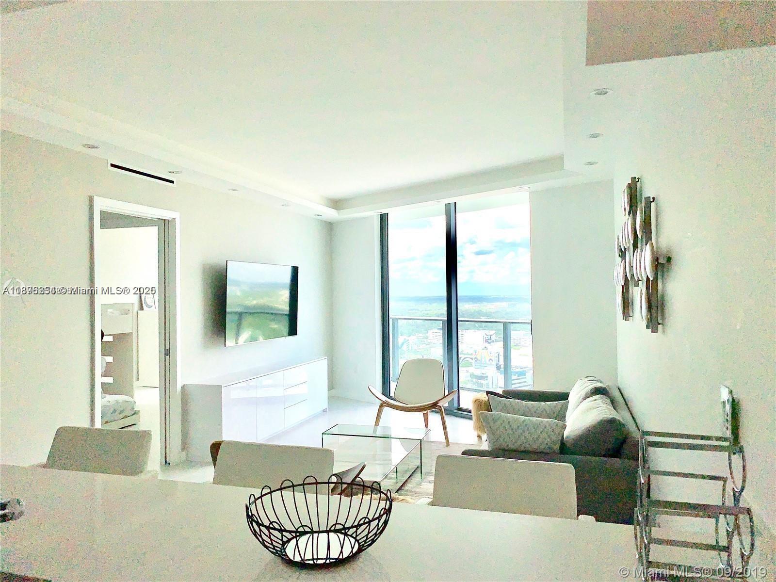 PARAISO BAYVIEWS CONDO - Residential Lease