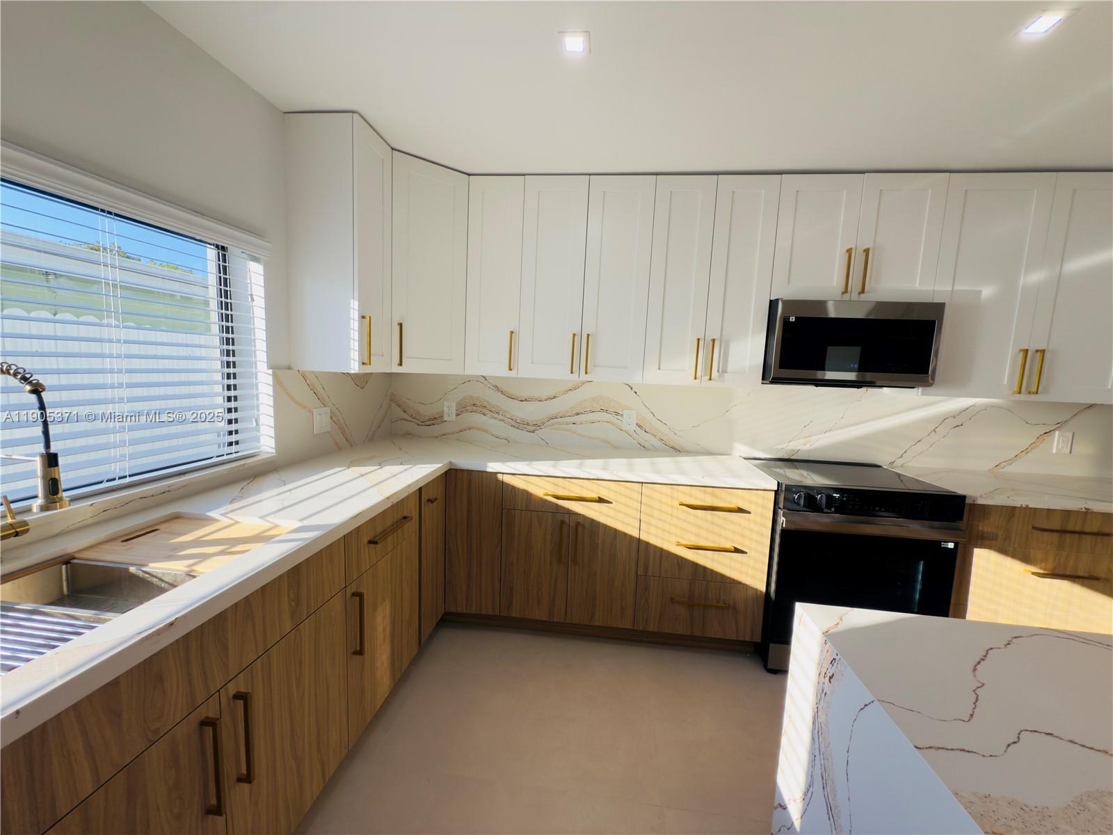 SOUTHERN ESTS - Residential Lease