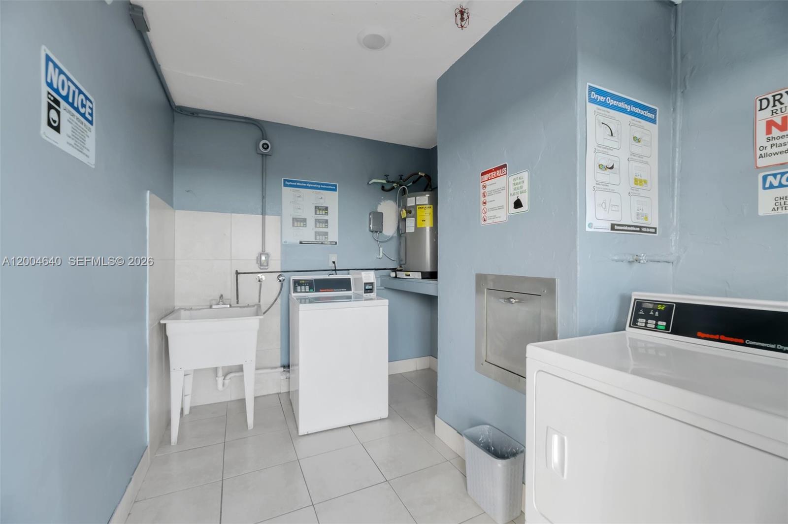 PARKSIDE TOWERS CONDO - Residential