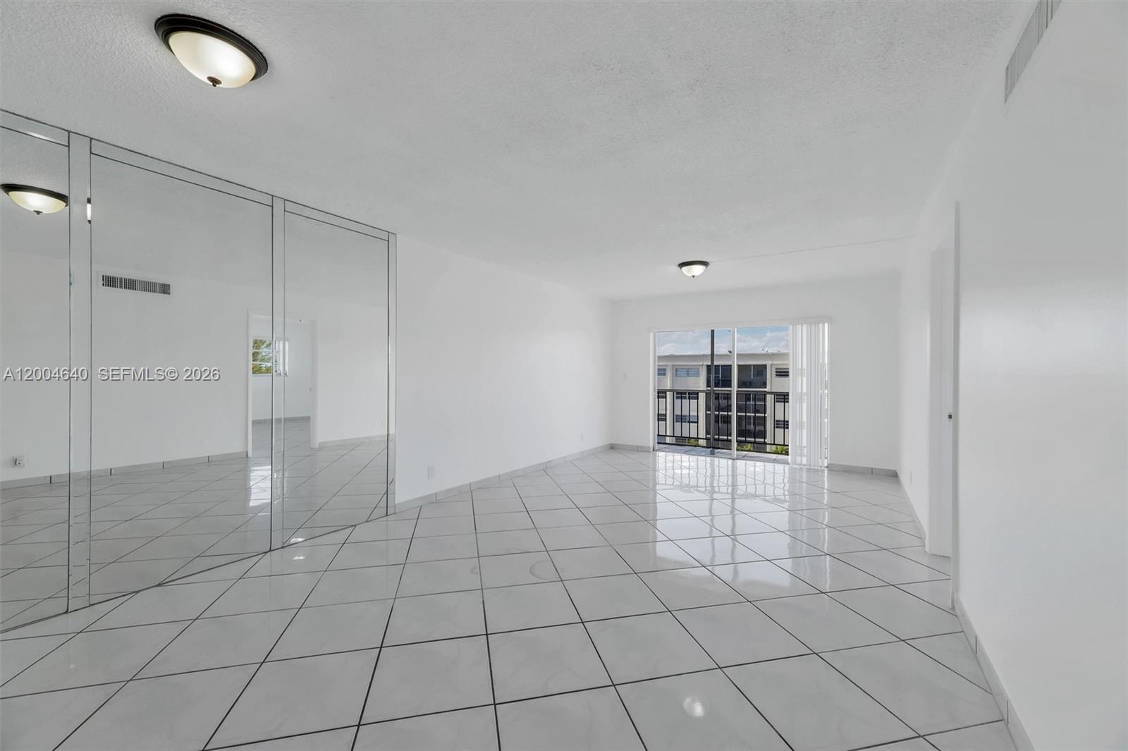 PARKSIDE TOWERS CONDO - Residential