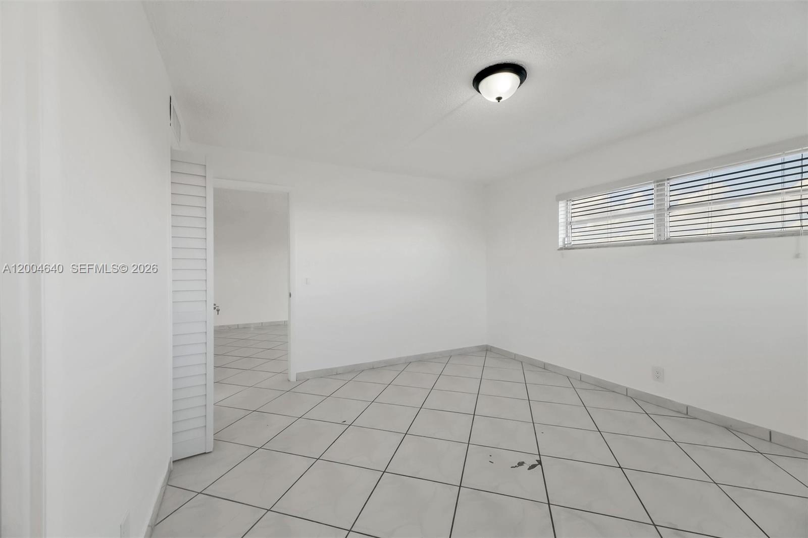 PARKSIDE TOWERS CONDO - Residential