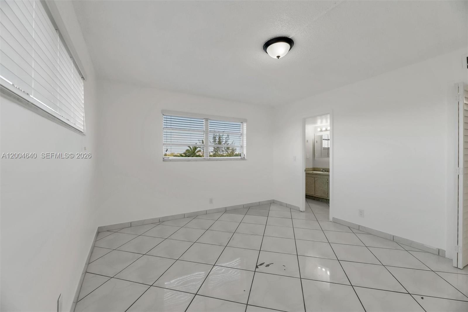 PARKSIDE TOWERS CONDO - Residential