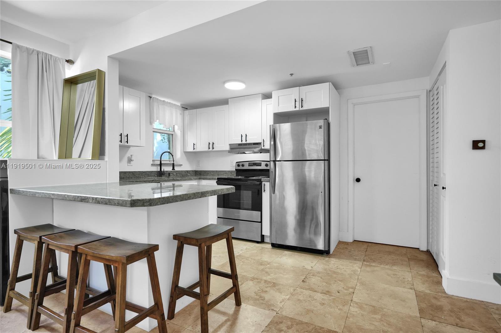 OHIO APARTMENT BLDG CONDO - Residential