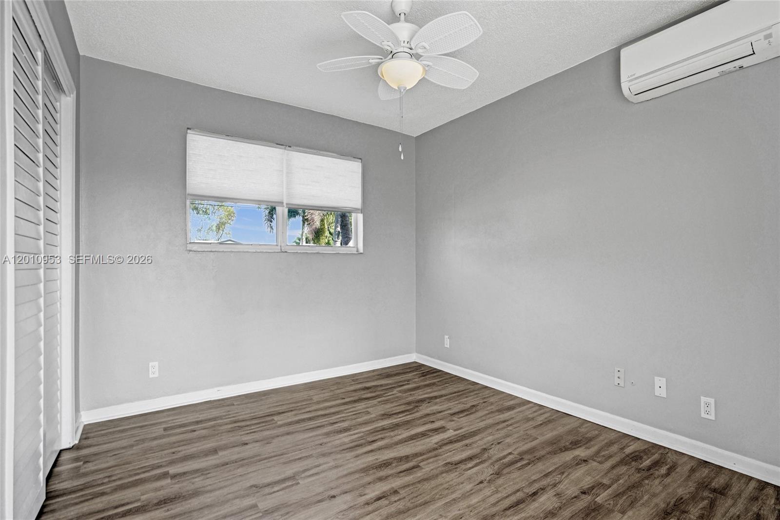 CYPRESS LAKE ESTATES - Residential