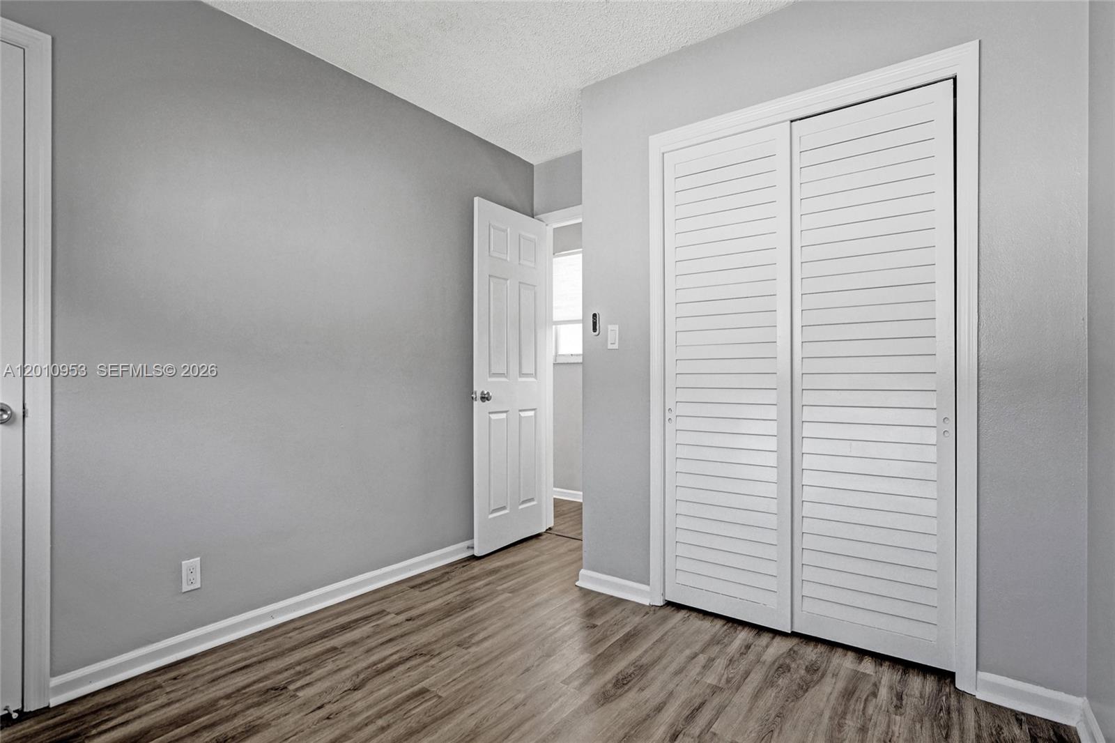 CYPRESS LAKE ESTATES - Residential