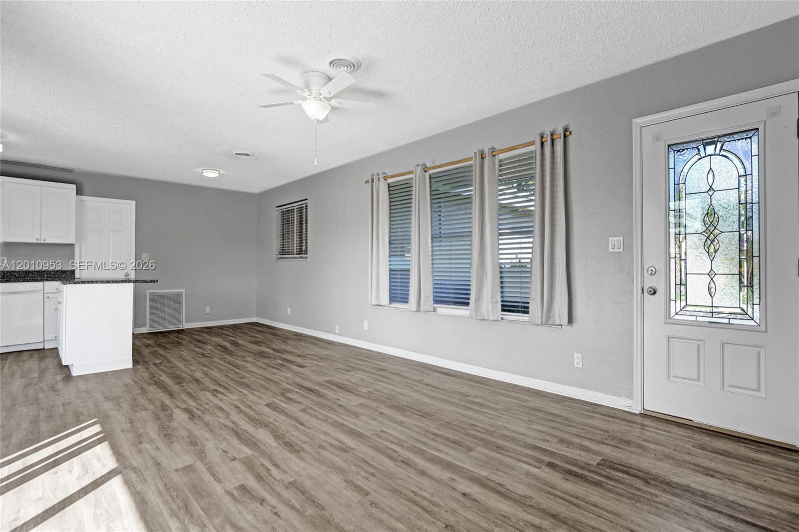 CYPRESS LAKE ESTATES - Residential