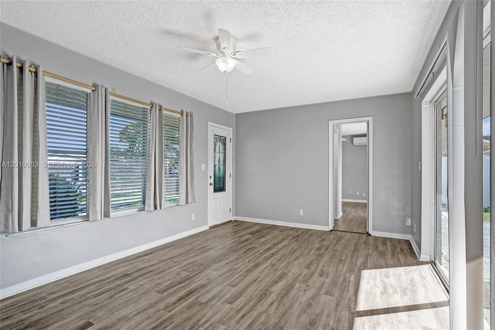 CYPRESS LAKE ESTATES - Residential